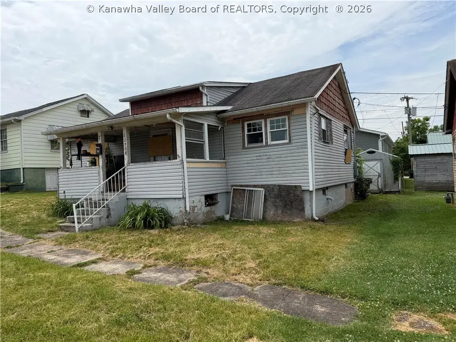 2708 27th Street, Nitro, WV 25143 - #3