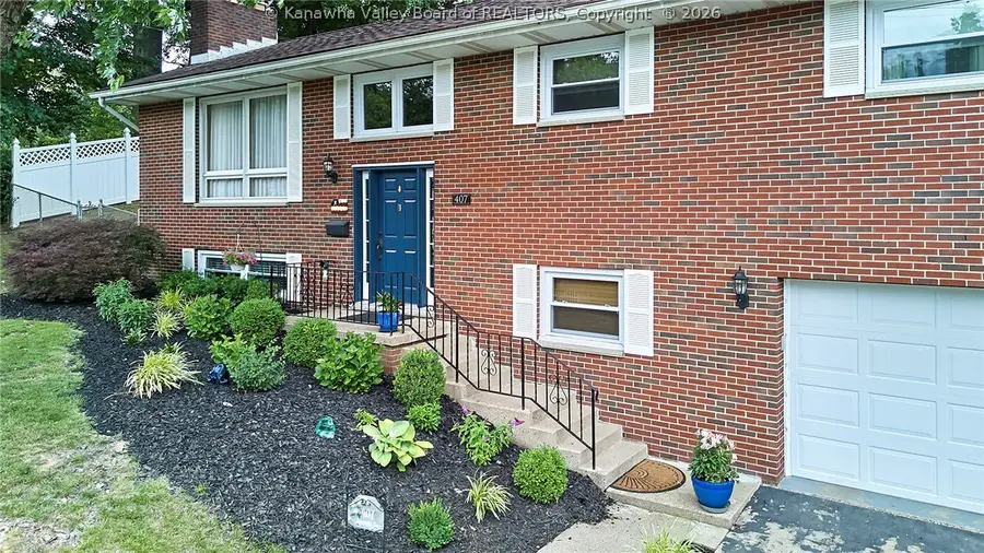 407 Weimer Avenue, Saint Albans, WV 25177 - #2