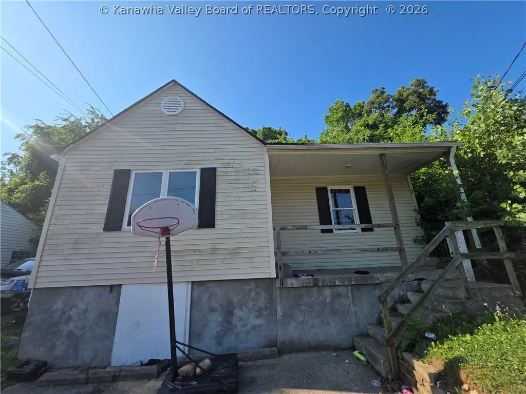 325 Olive Street, Huntington, WV 25705 - #1