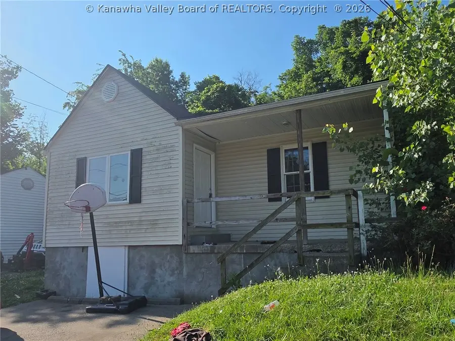 325 Olive Street, Huntington, WV 25705 - #2