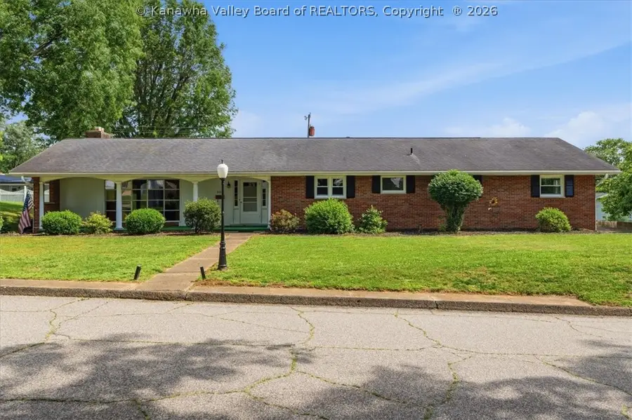 804 South Ritchie Avenue, Ravenswood, WV 26164 - #2