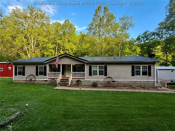 1298 Meathouse Fork Road, Ravenswood, WV 26164