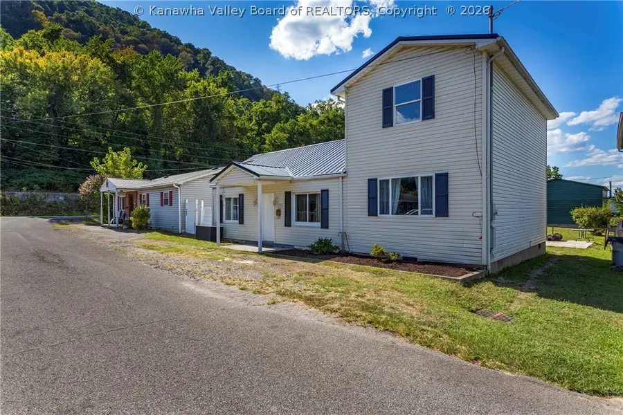 127 134th Street, Chesapeake, WV 25315 - #3