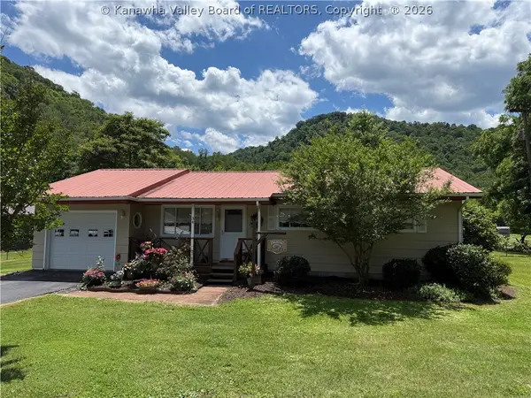 34 Dogwood Lane, Seth, WV 25181