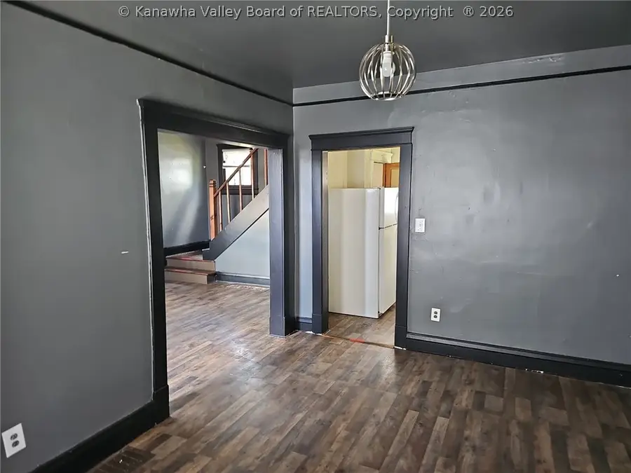 1104 Hunt Avenue, Charleston, WV 25302 - #3