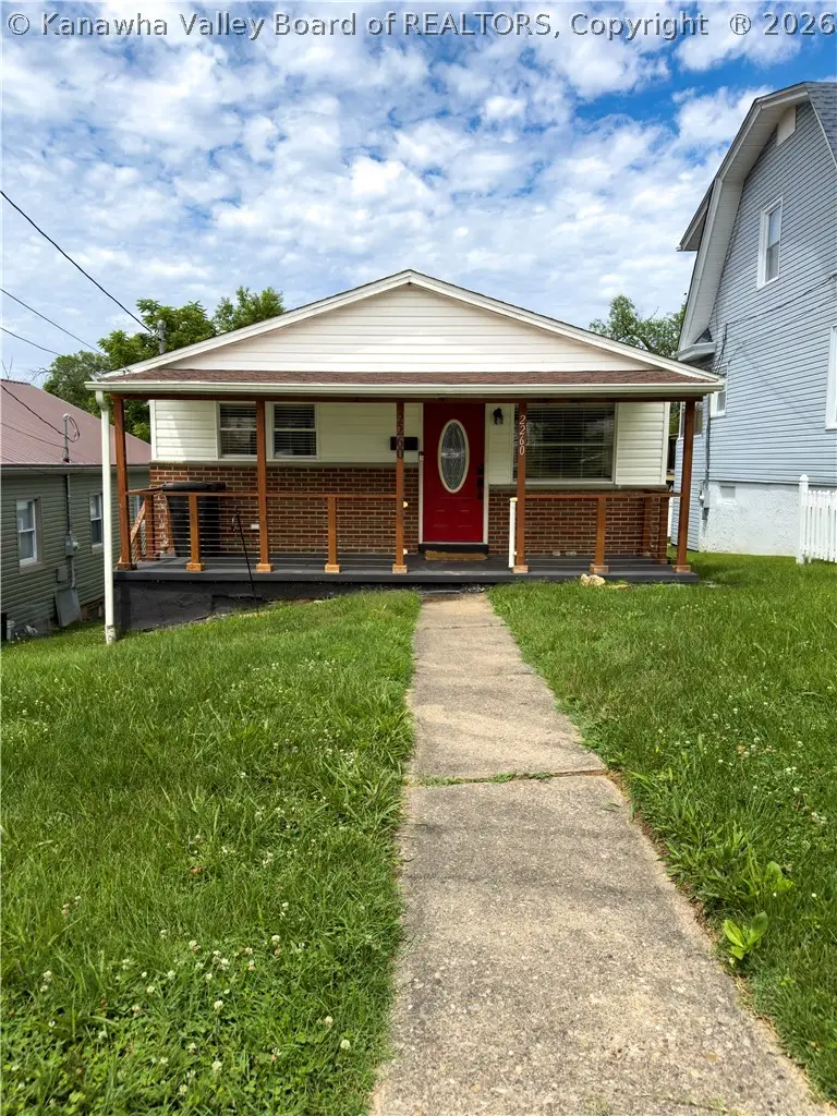 2260 Curtis Avenue, Saint Albans, WV 25177 - #1
