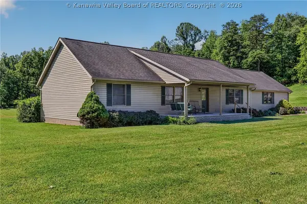 1199 Quinton Lane, Leon, WV 25123