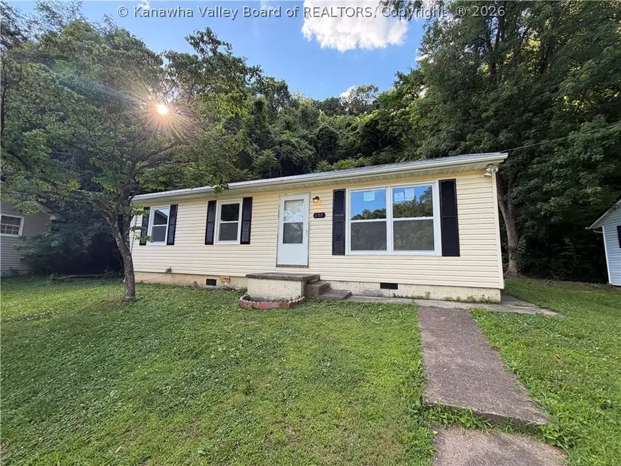 807 Dutch Hollow Road, Dunbar, WV 25064 - #3