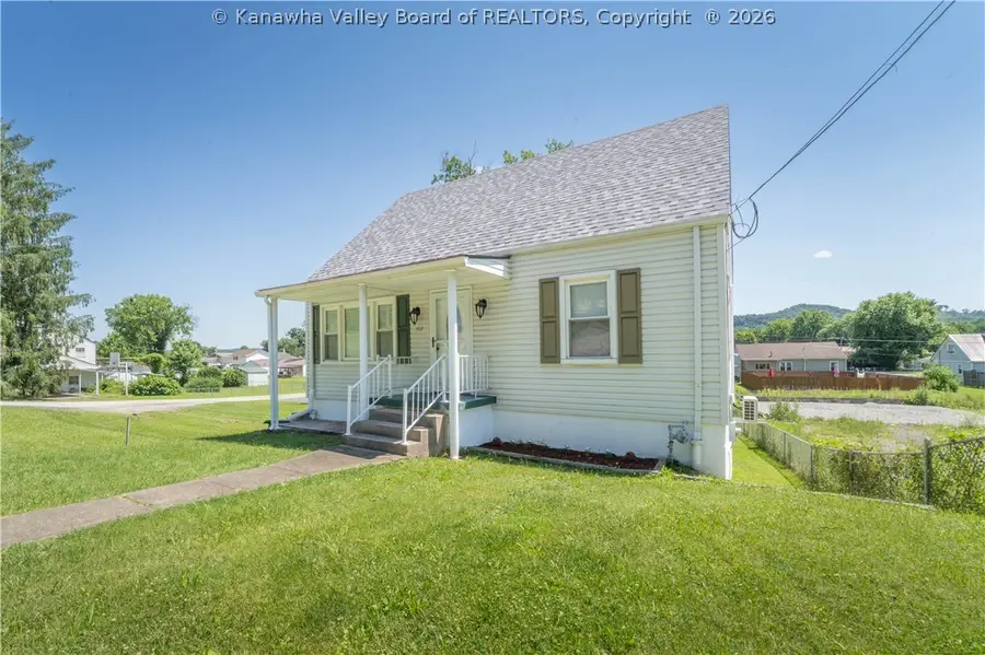 302 Winfield Road, Saint Albans, WV 25177 - #2