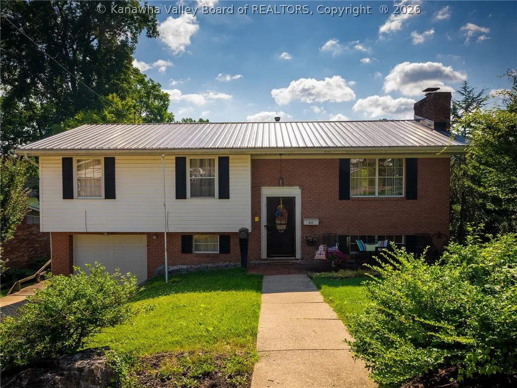 210 Scenic Drive, Saint Albans, WV 25177 - #1