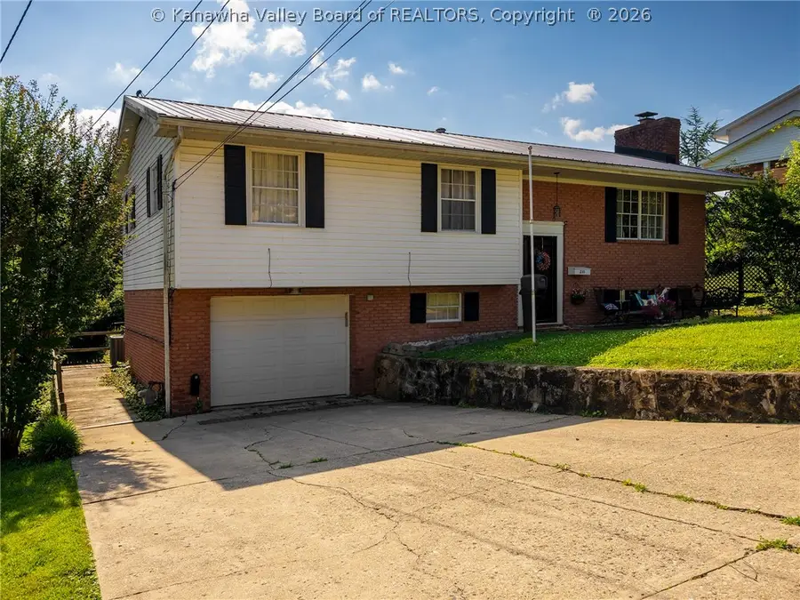 210 Scenic Drive, Saint Albans, WV 25177 - #3