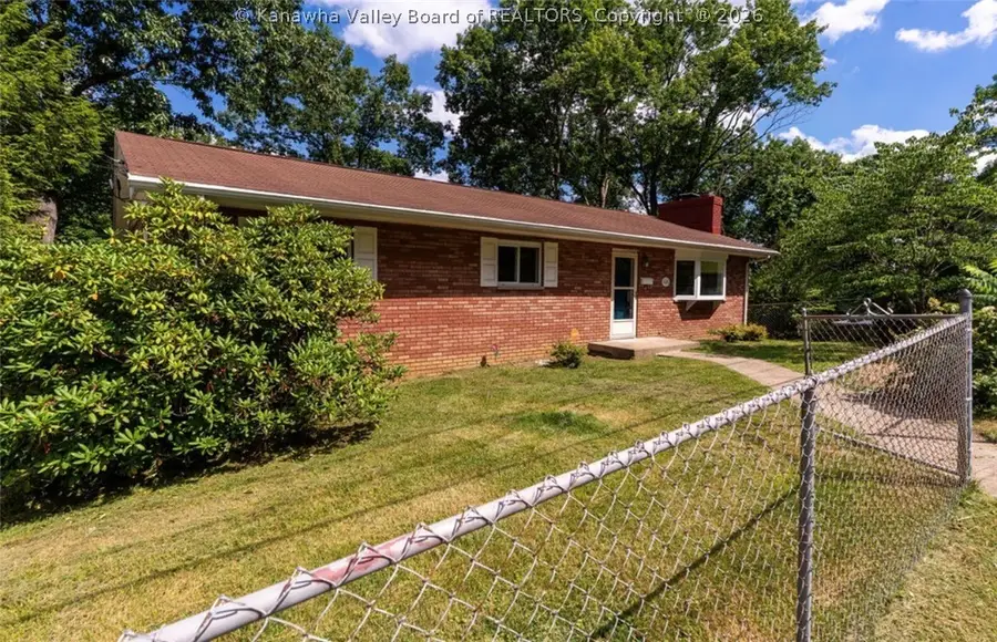 626 Jane Street, Charleston, WV 25302 - #2