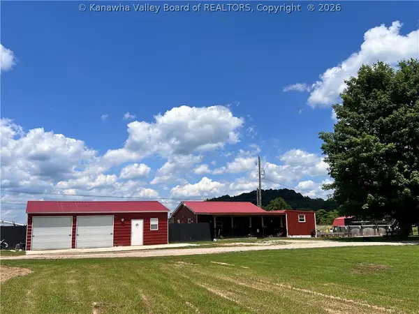 61 Cardinal Lane, Gallipolis Ferry, WV 25515