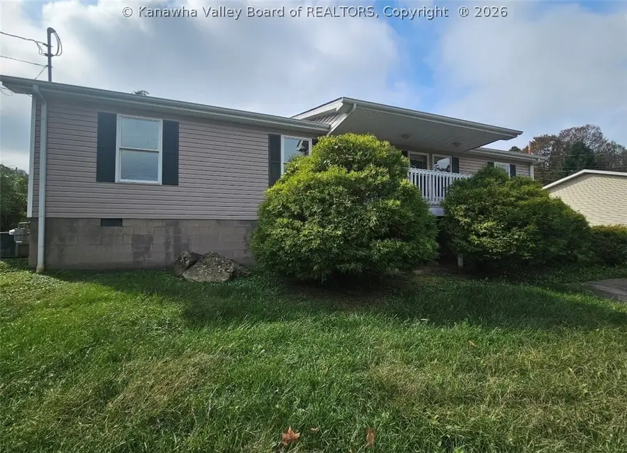 5587 Kanawha Turnpike, Saint Albans, WV 25177 - #2