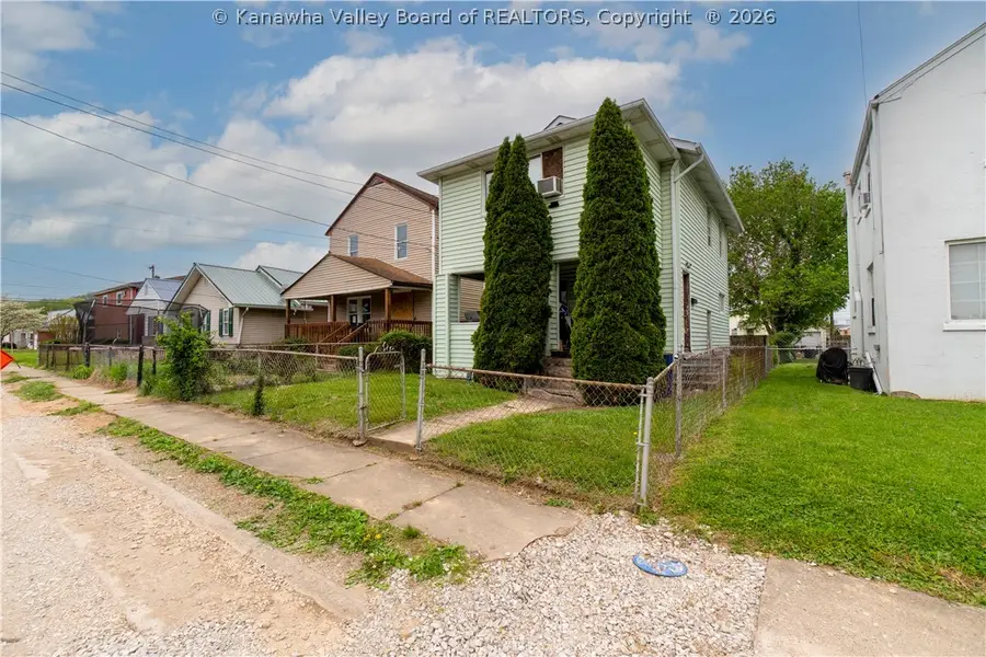 311 18th Street, Dunbar, WV 25064 - #3