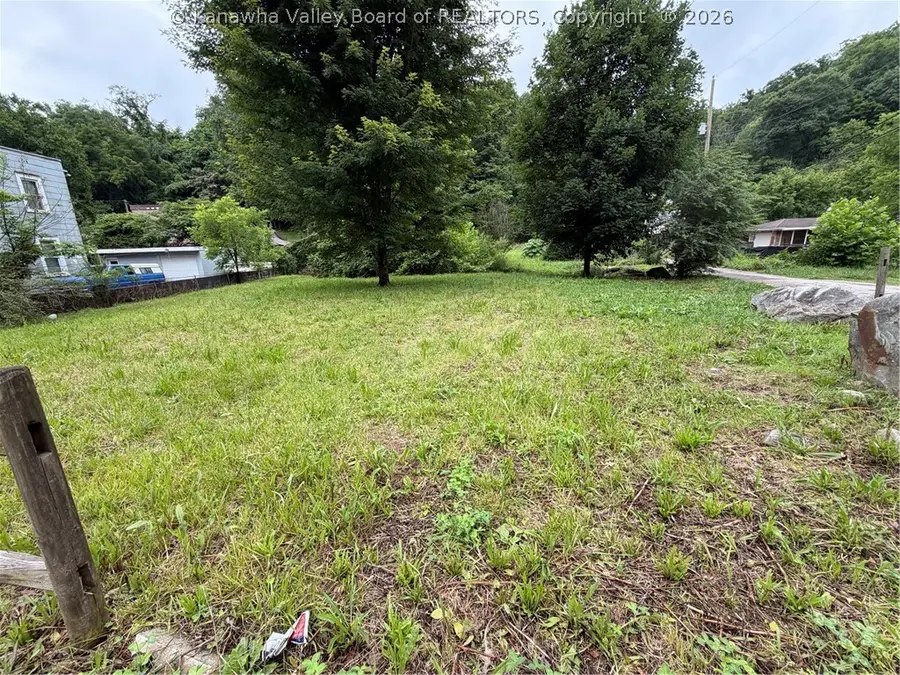 4253 Washington Street W, Charleston, WV 25313 - #2