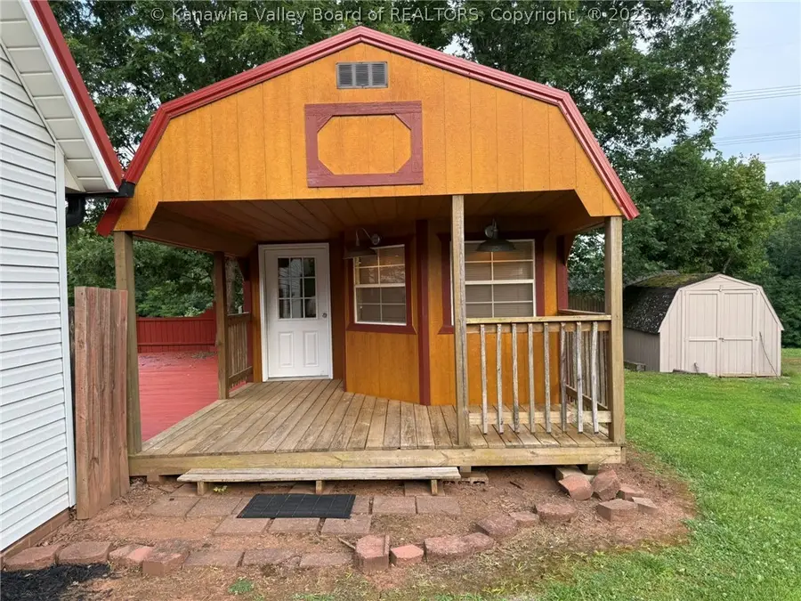 401 Kingswood Drive, Culloden, WV 25510 - #3