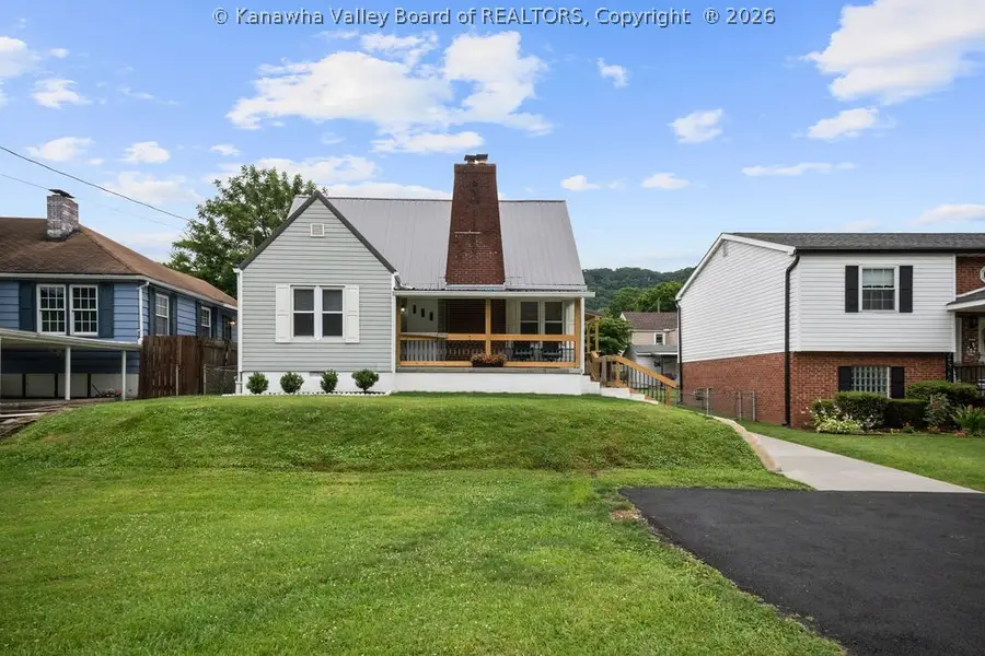 6552 Maccorkle Avenue Se, Charleston, WV 25304 - #2