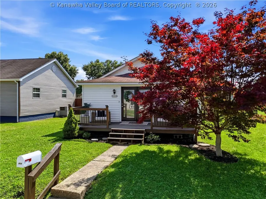 808 Dupont Avenue, Nitro, WV 25143 - #3