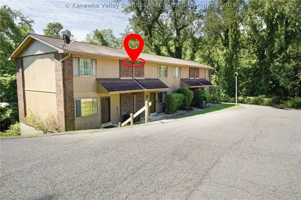 2 Briar Hill Road, Charleston, WV 25314