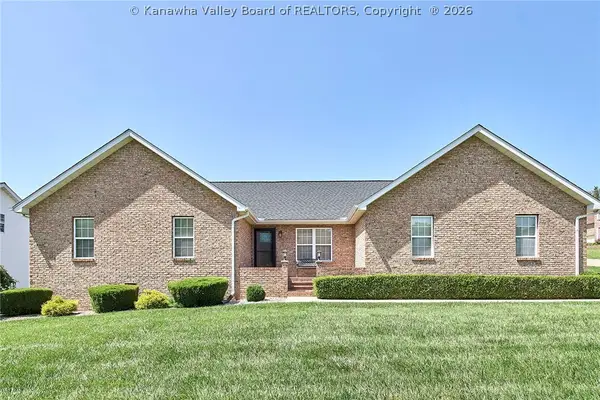 1537 Thistlewood Circle, Hurricane, WV 25526
