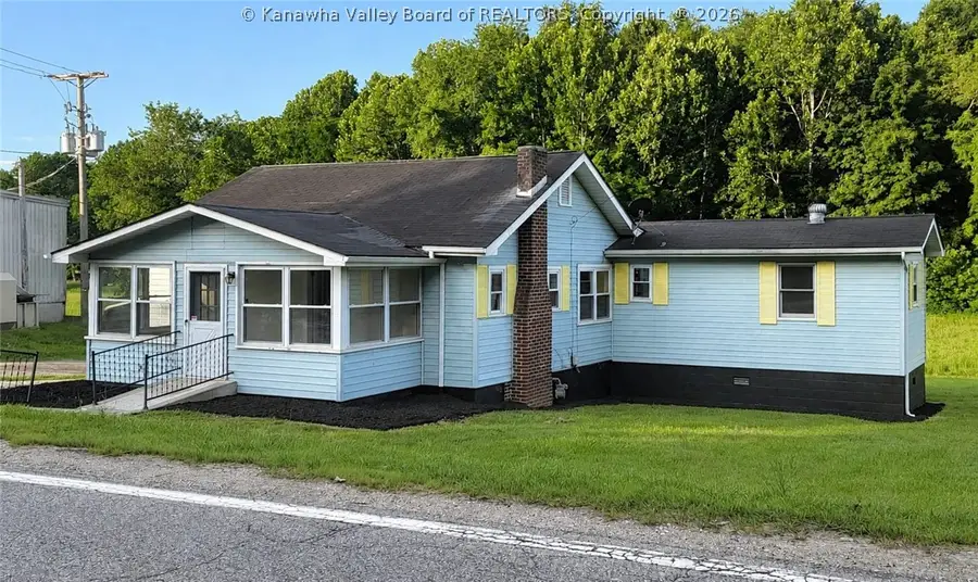 7291 Lynn Avenue, Hamlin, WV 25523 - #2