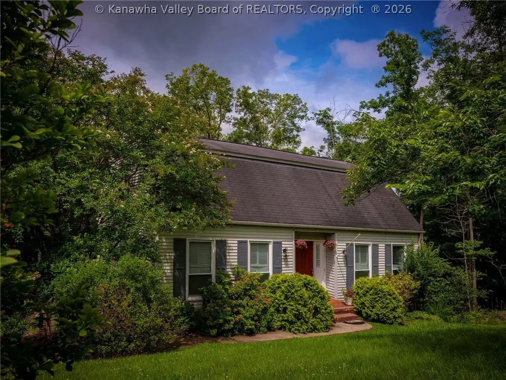 115 Ridgewood Forest Road, Saint Albans, WV 25177 - #1