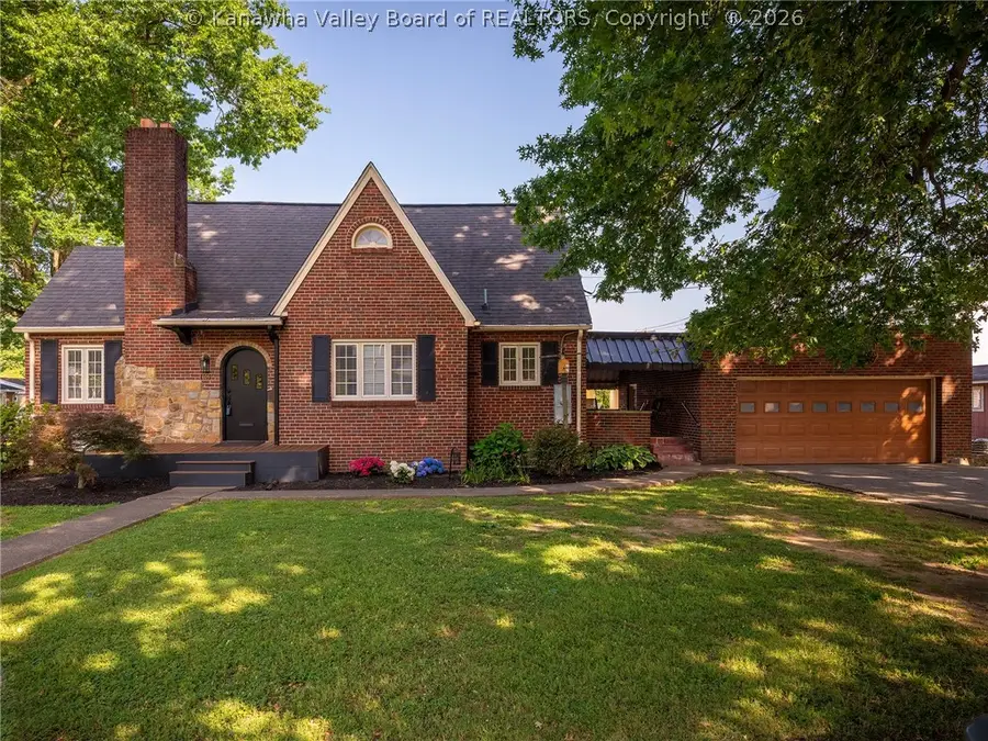 409 44th Street Se, Charleston, WV 25304 - #2