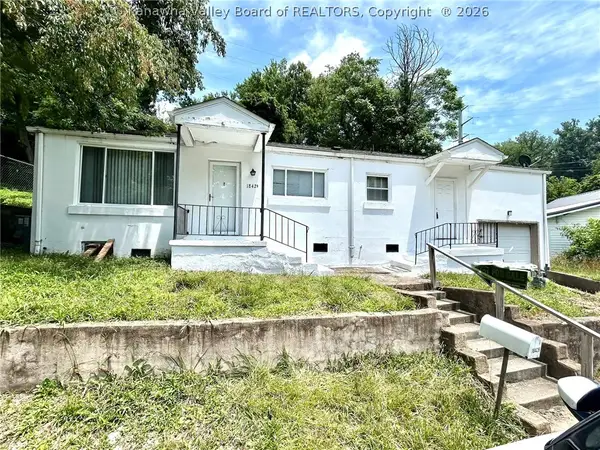 1842 Oakridge Drive #B, Charleston, WV 25311
