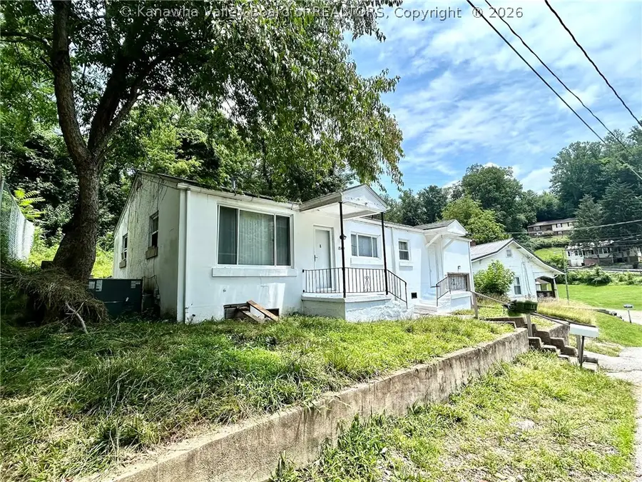1842 Oakridge Drive #B, Charleston, WV 25311 - #2