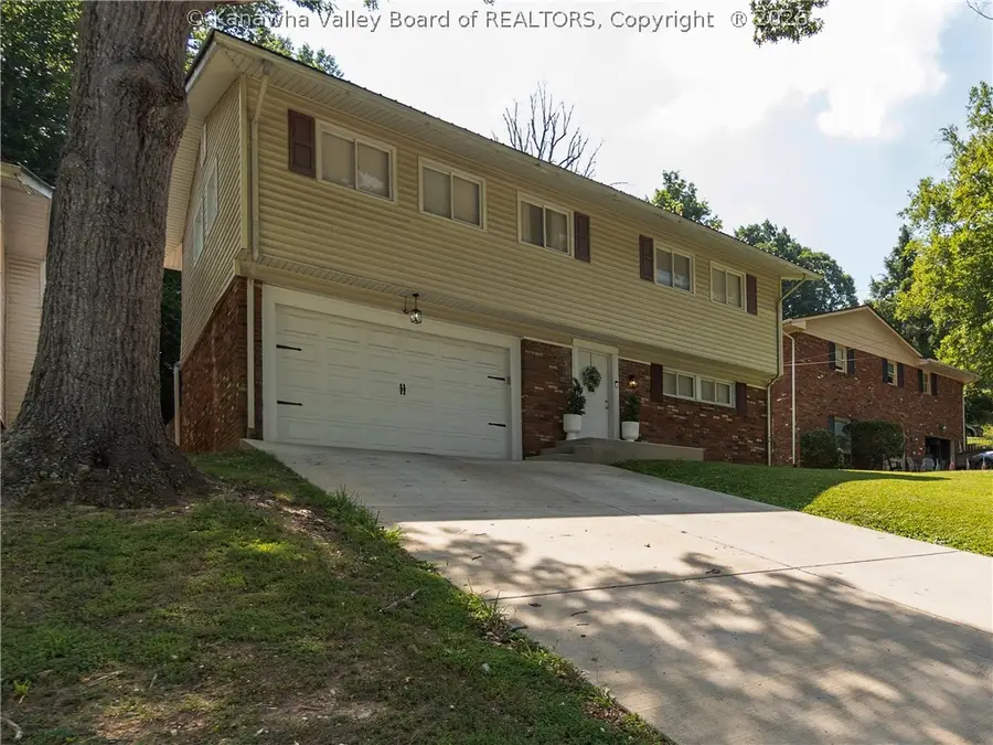 2832 Saltwell Road, Huntington, WV 25705 - #2