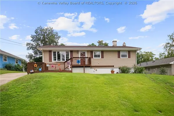 608 Hillsdale Drive, Charleston, WV 25302