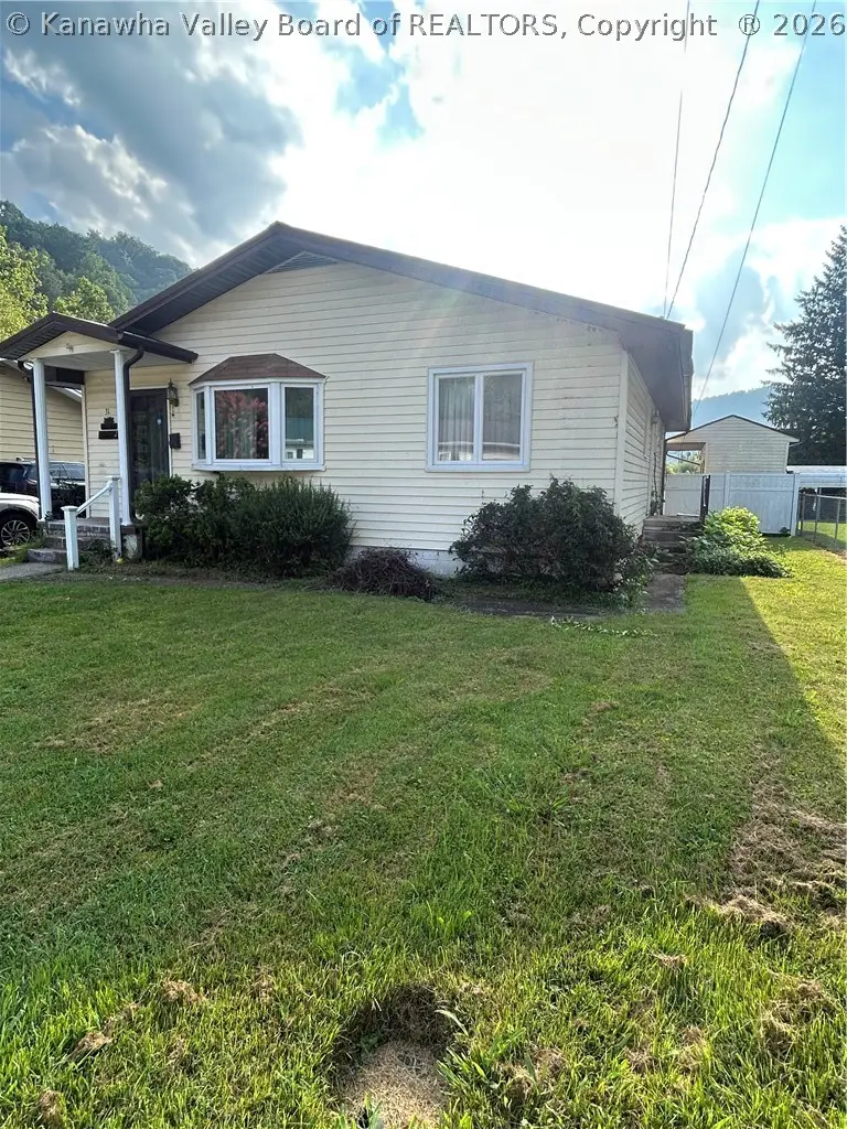 31 Lincoln Court, Madison, WV 25130 - #2