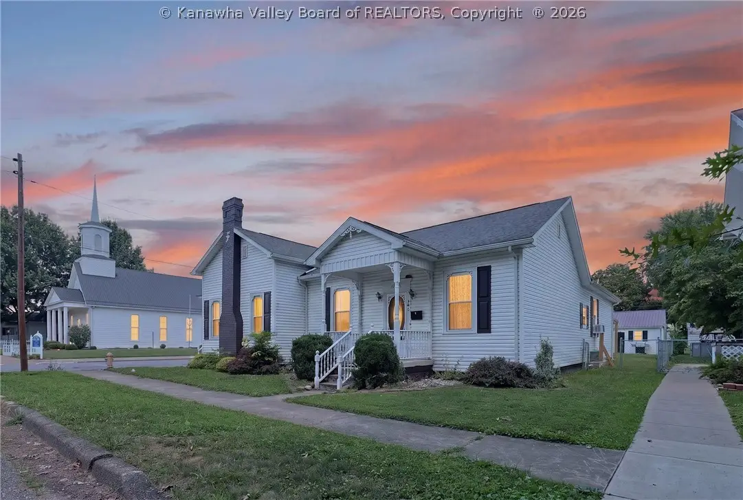 400 Mulberry Street, Ravenswood, WV 26164 - #1