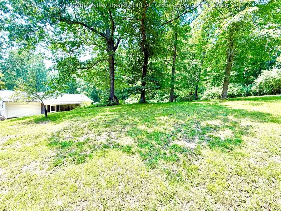180 Jadawn Lane, Charleston, WV 25320 - #3