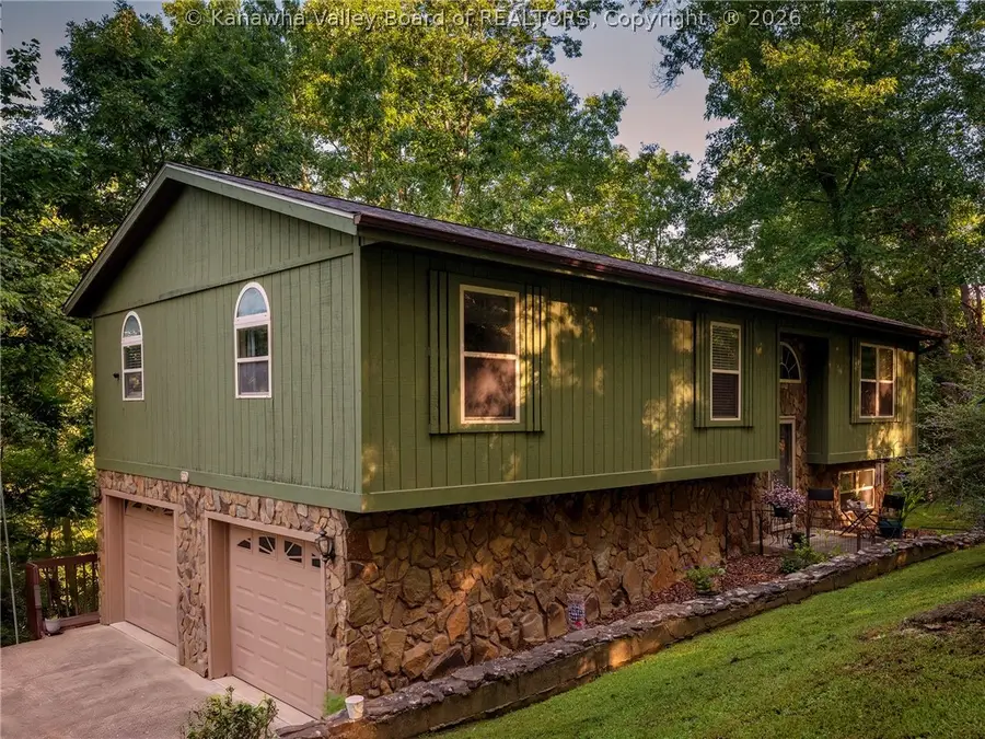 208 Red Bud Lane, Hurricane, WV 25526 - #2