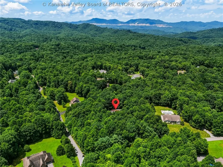 137 Whispering Lane, Fayetteville, WV 25840 - #2