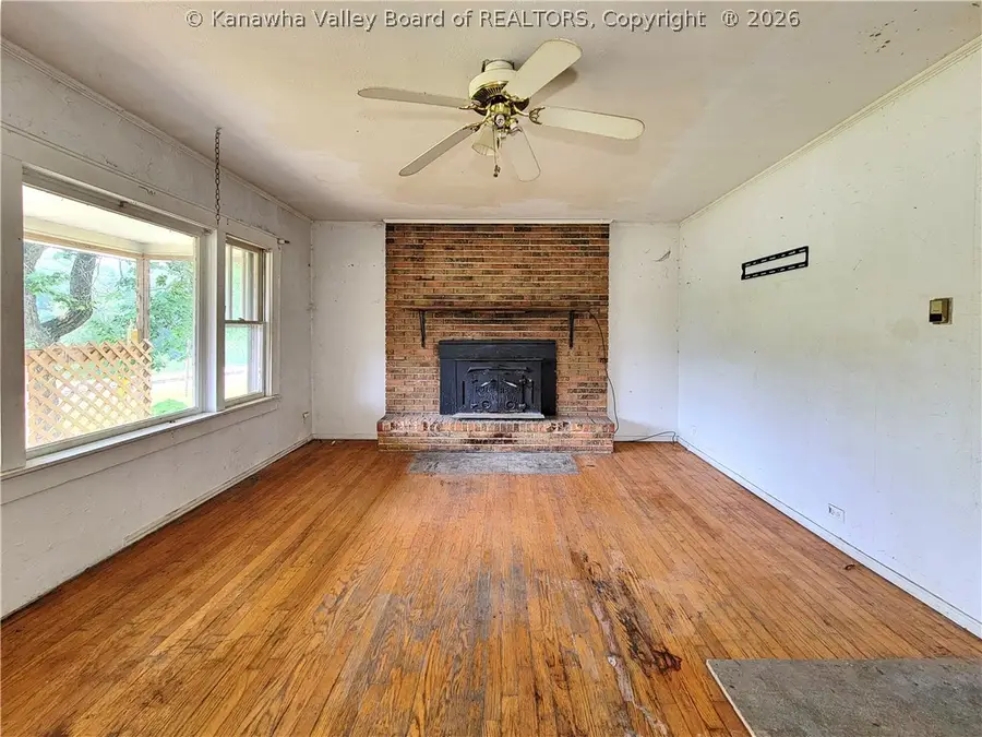 114 West Virginia Street, Glen White, WV 25849 - #2