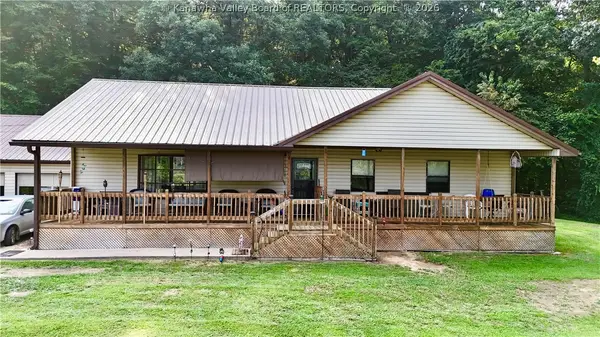 638 Eagle Run Road, Scott Depot, WV 25560
