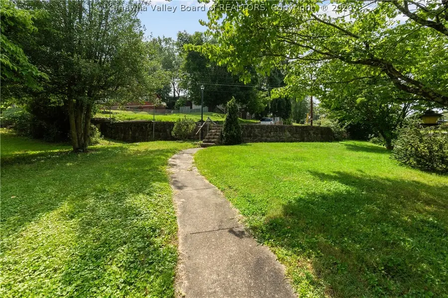 1110 Oakmont Road, Charleston, WV 25314 - #3
