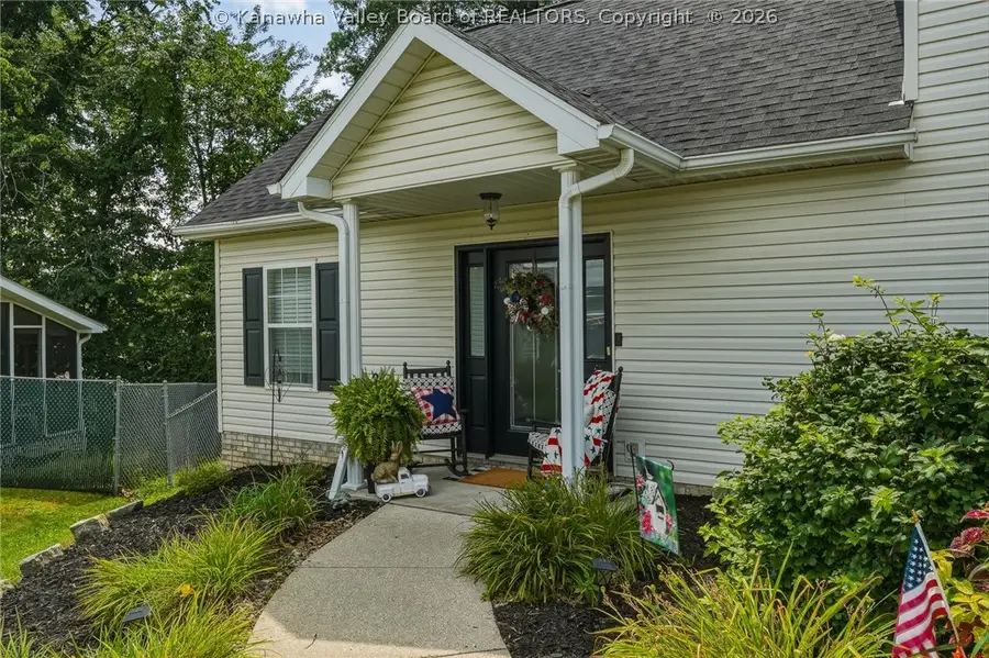 518 Rosewood Place, Hurricane, WV 25526 - #2