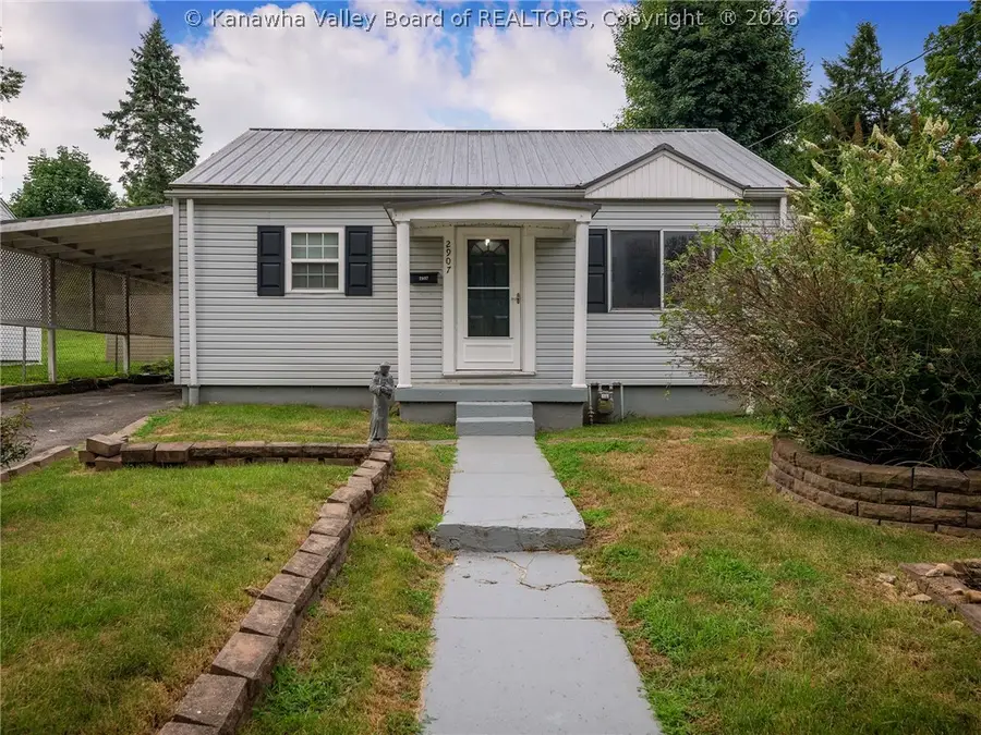 2907 Pence Street, South Charleston, WV 25303 - #2