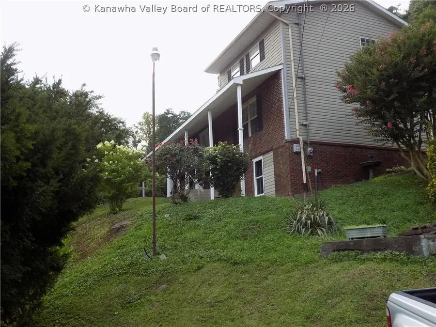 41 Garretson Lane, Glasgow, WV 25086 - #3