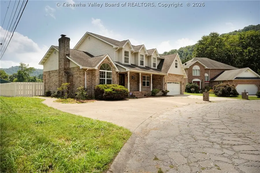 19 Golf Meadows Lane, Chapmanville, WV 25508 - #3