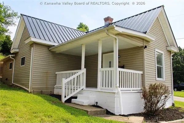 102 Valentia Street, Huntington, WV 25705