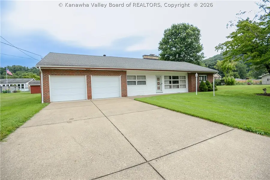 12 Peyton Avenue, Saint Albans, WV 25177 - #2