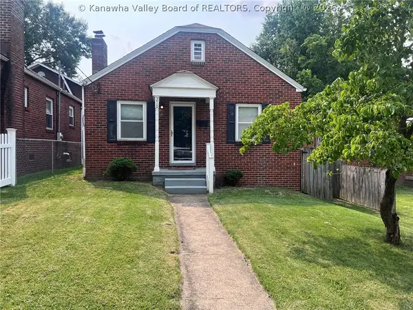 210 Joseph Street, South Charleston, WV 25303