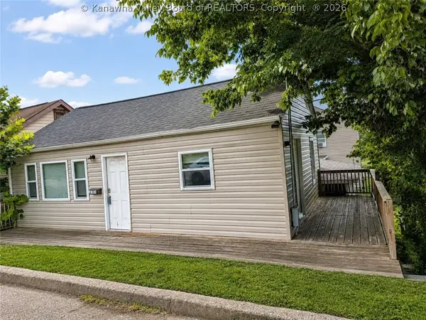1303 Fletcher Avenue, Dunbar, WV 25064