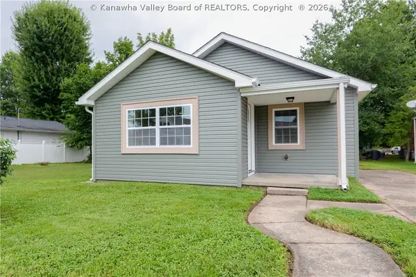 2254 Lincoln Avenue, St Albans, WV 25177