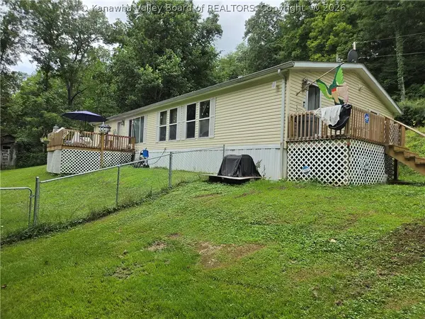 219 Dukefield Drive, St Albans, WV 25177